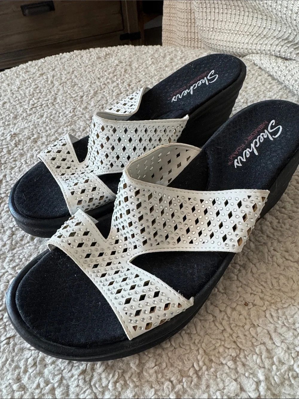NEW Skechers White Laser-Cut Wedge Slide Sandals with Memory Foam Sole - Picture 1 of 6